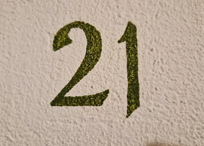 Chesa Bellaval, Haus Leivra 2 1 2-zimmerwohnung Apartman