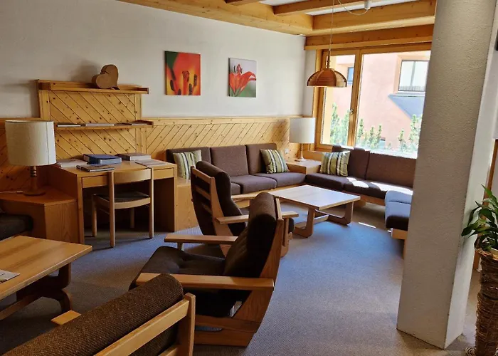 Chesa Bellaval, Haus Leivra 2 1 2-zimmerwohnung Apartman *