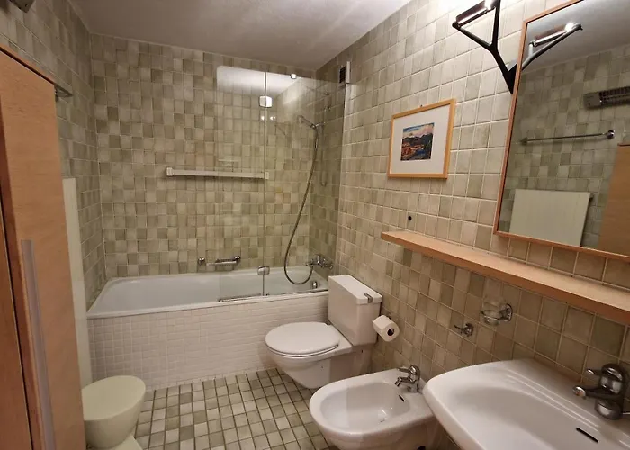 Chesa Bellaval, Haus Leivra 2 1 2-zimmerwohnung * Silvaplana