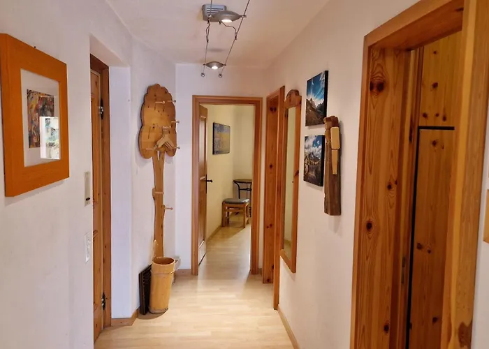 Chesa Bellaval, Haus Leivra 2 1 2-zimmerwohnung Apartman