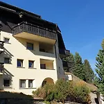 Chesa Bellaval, Haus Leivra 2 1 2-zimmerwohnung * Silvaplana