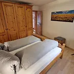 Chesa Bellaval, Haus Leivra 2 1 2-zimmerwohnung Silvaplana