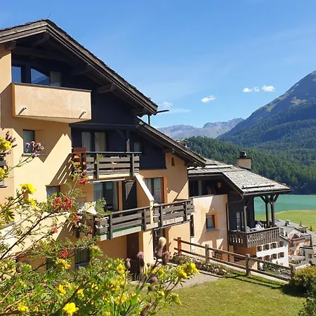Chesa Bellaval, Haus Leivra 2 1 2-zimmerwohnung * Silvaplana
