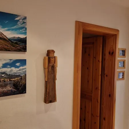 Chesa Bellaval, Haus Leivra 2 1 2-zimmerwohnung * Silvaplana